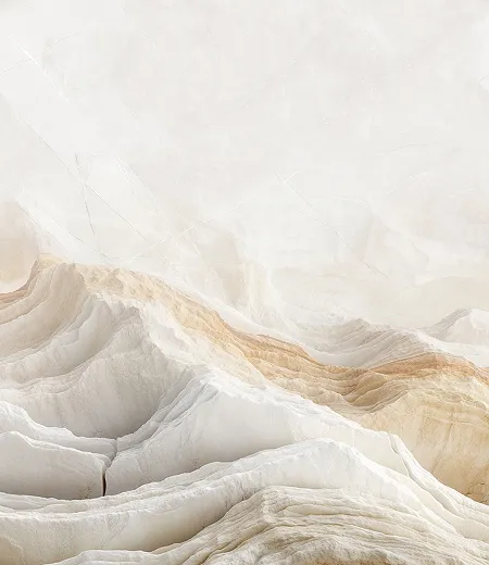 Layered onyx-look stone in warm cream tones
