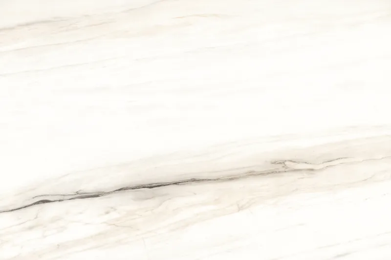 Lassa Pearl White face 1